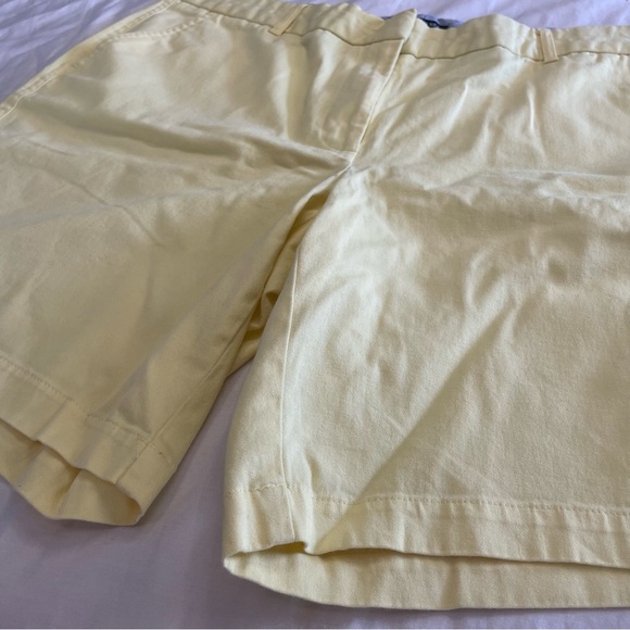 Land’N Sea 16 Women’s Shorts Pastel Yellow PRELOVED - Picture 3 of 15